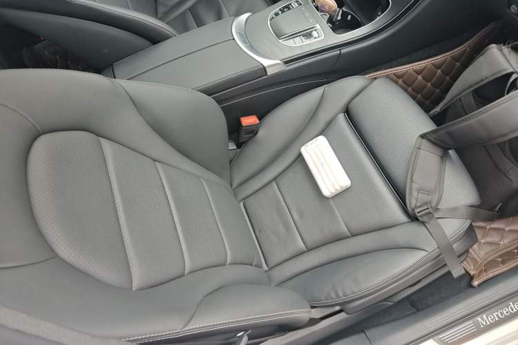 Used Mercedes-Benz C-Class 2021 C 260 L Sport Edition Star Collection Right Front Seat