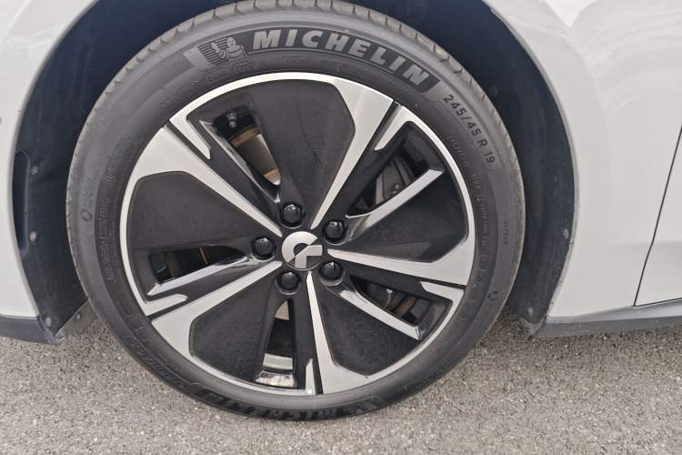 Used Nio ET5T 2024 75kWh Touring