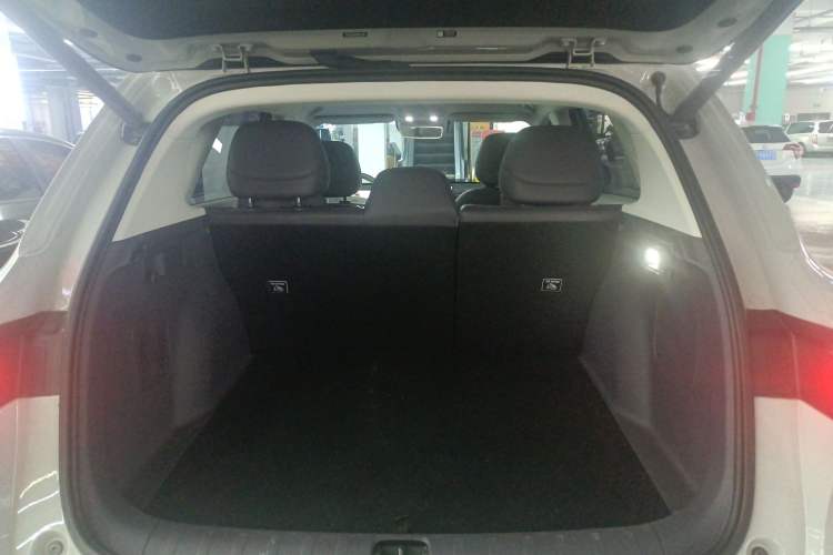 Used Leapmotor B10 2025 510 Joyful Edition Trunk