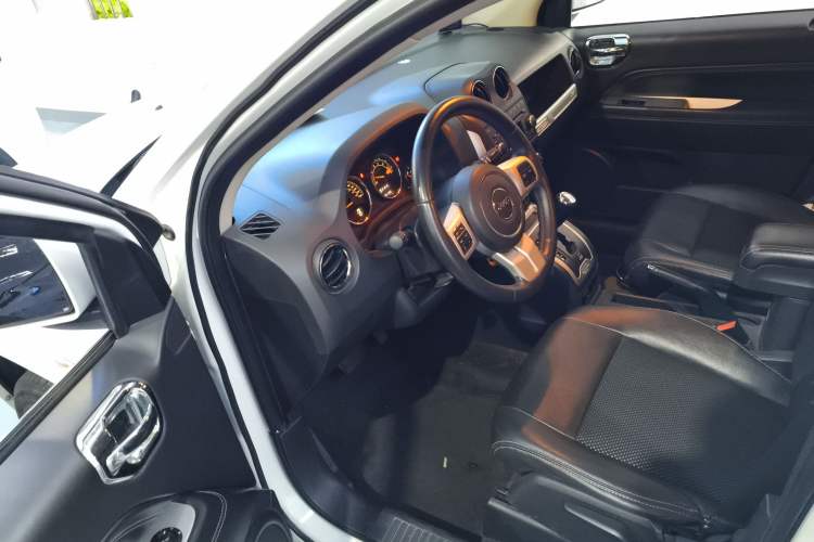 Used Jeep Compass (Import) 2014 Revised Version 2.4L Four-Wheel Drive Comfort Edition