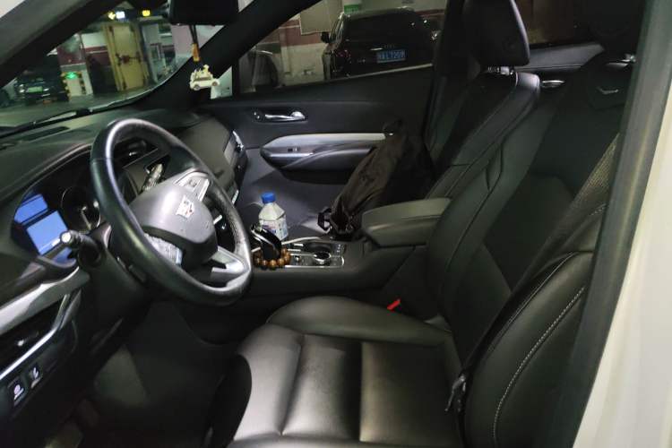 Used Cadillac XT4 2020 Revised Version 28T Two-Wheel Drive Luxury Edition
