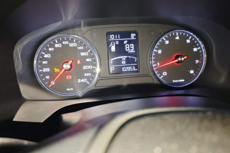 Used Roewe i6 2019 PLUS 1.6L CVT 4G Connected Flagship Deluxe Edition
