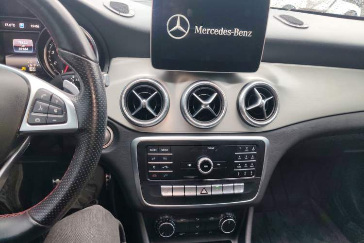 Used Mercedes-Benz CLA 2019 CLA 220 4MATIC

