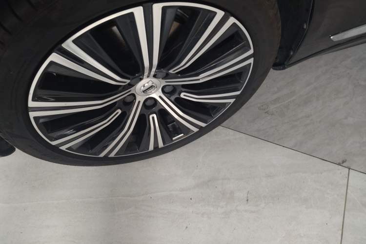 Used Volvo S90 2023 B5 Zhiyuan Luxury Edition