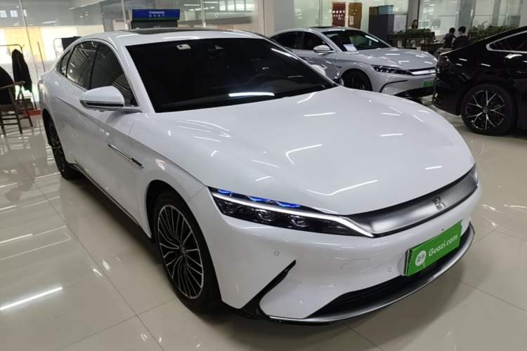 Used BYD Han 2021 EV Standard Range Luxury Model Front Right 45 Deg