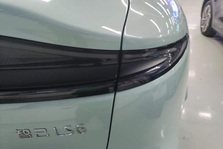 Used IM LS6 2023 Max Extended-Range Version Exterior 6