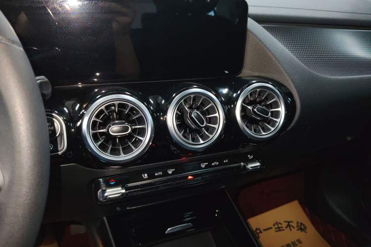 Used Mercedes-Benz GLA 2022 Facelifted GLA 200
