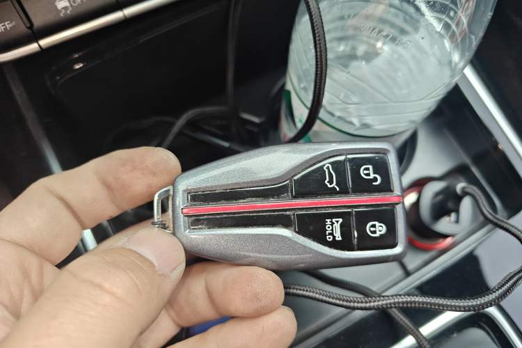 Used Hongqi HS5 2022 Revised Version 2.0T Smart Connect Flagship Edition