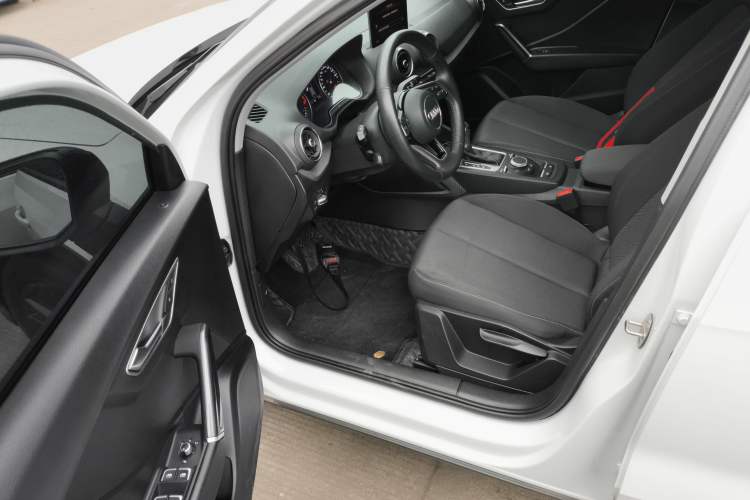 Used Audi Q2L 2018 35 TFSI Launch Exclusive Edition China VI