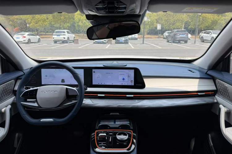 Used EXEED Zhuifeng C-DM 2024 C-DM 1.5 TCI 105KM Luxury Edition