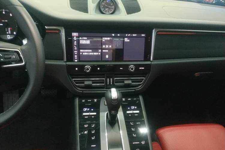 Used Porsche Macan 2024 Macan 2.0T