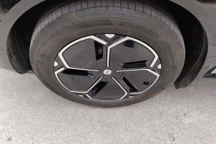 Used Xiaomi Auto YU7 2025 Ultra-Long Range Rear-Wheel Drive Version
