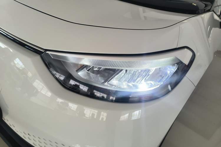 Used Volkswagen ID.3 2024 Outstanding Edition Left Front Headlight