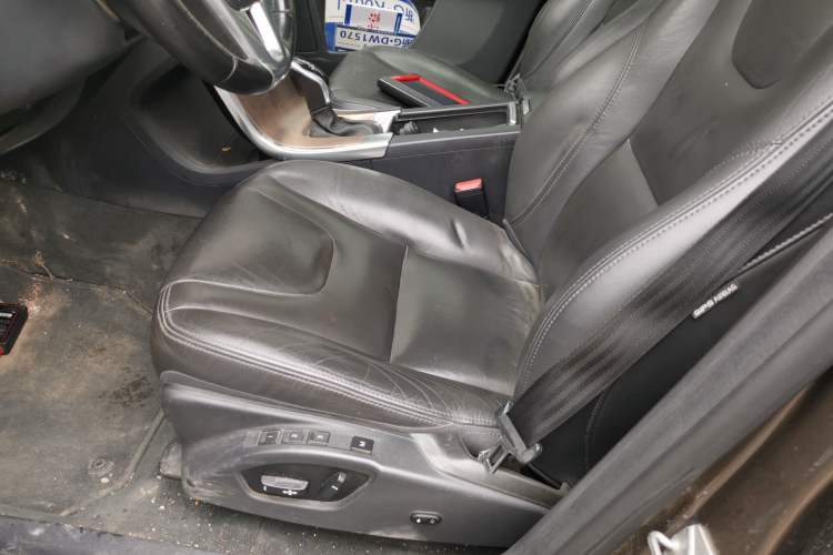 Used Volvo XC60 2017 T5 Smart Upgrade Edition
