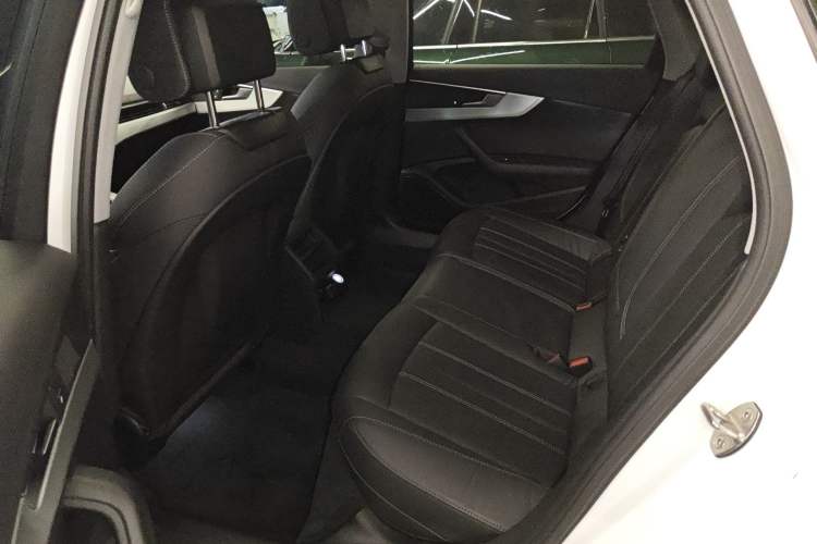 Used Audi A4L 2020 40 TFSI Fashion Dynamic Model Left Rear Seat