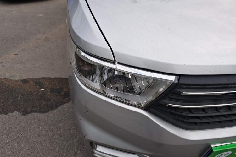 Used Wuling Hongguang V 2022 1.5L Enjoy Edition Electric-Powered LAR
