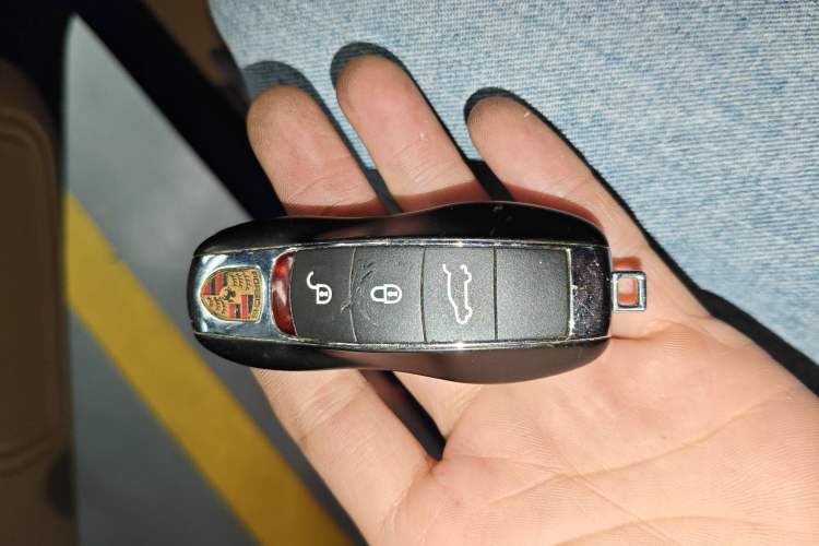 Used Porsche Macan 2016 Macan 2.0T Vehicle Key