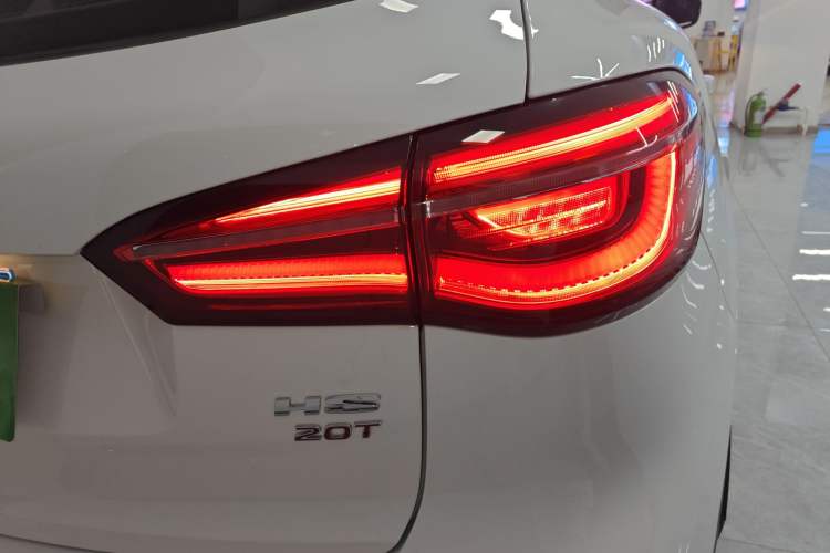 Used MG HS 2019 20T Automatic Two-Wheel Drive Luxury Edition China VI Standard