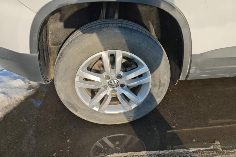 Used Volkswagen Tiguan L 2016 300TSI Automatic Two-Wheel Drive Trend Edition
