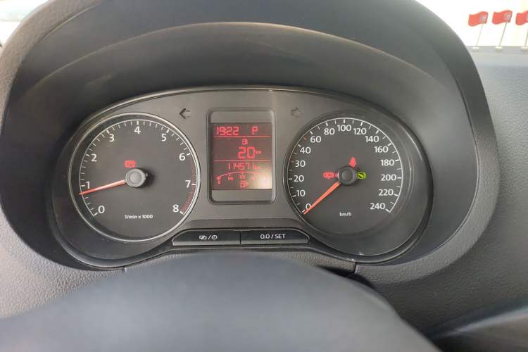 Used Volkswagen Polo 2012 1.6L Cross Polo Automatic Transmission Instrument Cluster