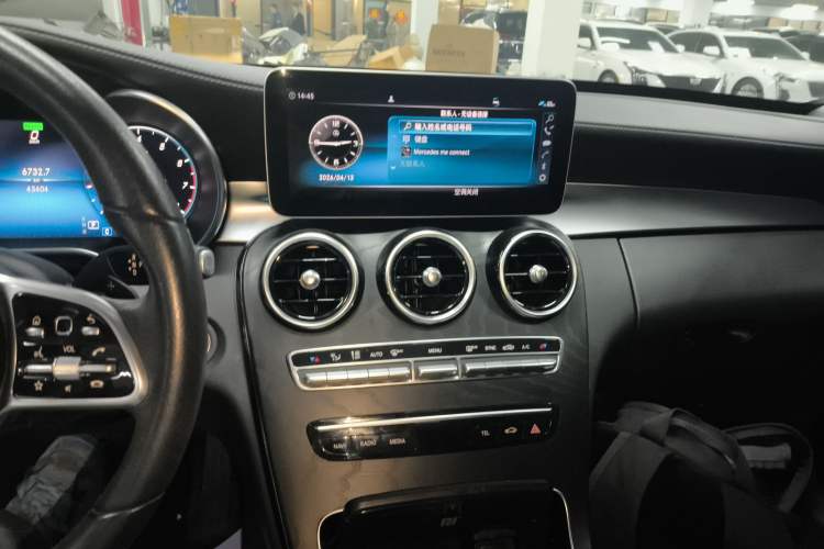 Used Mercedes-Benz C-Class 2019 Restyled C 260 L Sport Edition Audio And AC Panel