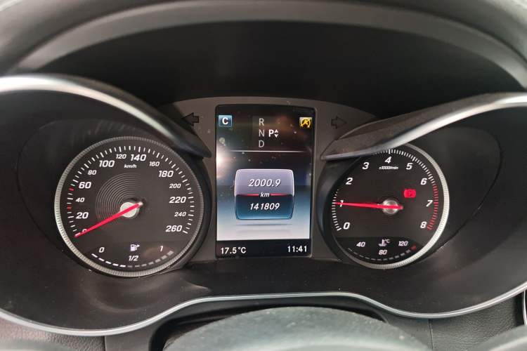 Used Mercedes-Benz GLC 2017 GLC 260 4MATIC Dynamic Edition Instrument Cluster