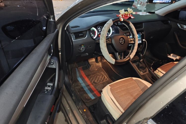 Used Skoda Octavia 2018 TSI230 DSG Luxury Edition