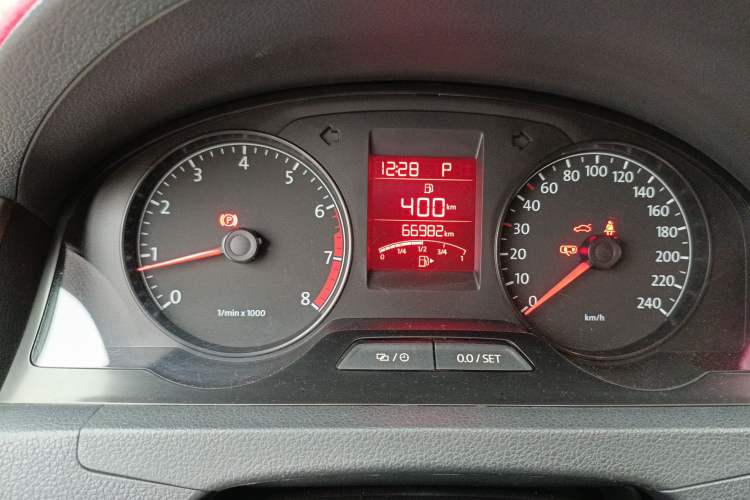 Used Volkswagen Santana 2014 1.6L Automatic 30th Anniversary Edition
