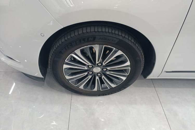 Used Buick GL8 2022 ES Land Cruiser 653T Luxury Model
