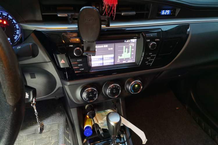 Used Toyota Levin 2014 1.8 GS CVT Elite Edition Audio And AC Panel