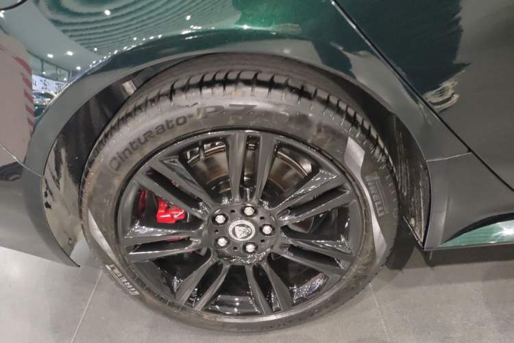 Used Jaguar XEL 2025 2.0T 250 PS R-DYNAMIC 90th Anniversary Edition
