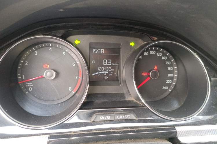 Used Volkswagen Bora 2016 1.6L Manual Comfort Model
