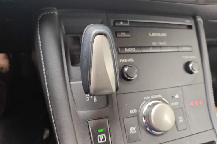 Used Lexus CT 2014 CT200h Comfort Edition Monochrome Gear Lever