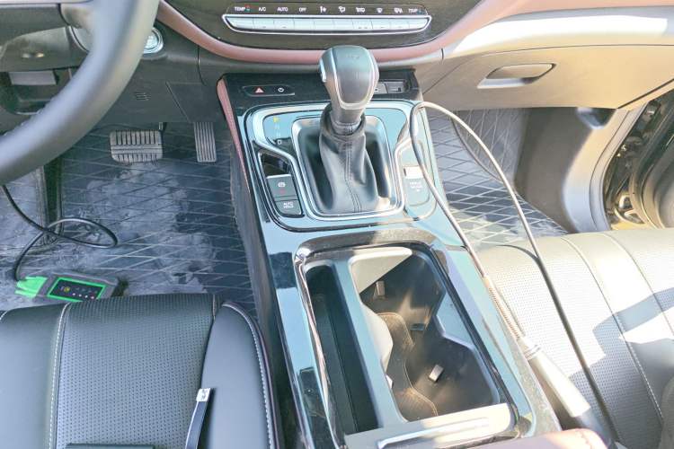 Used GAC Trumpchi M6 2023 PRO 270T DCT Luxury Edition
