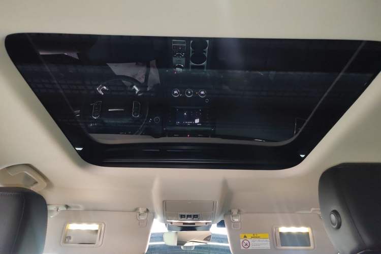 Used Land Rover Discovery 2017 3.0 SC V6 SE