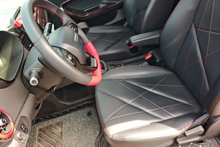 Used Chery Little Ant 2022 Sweet Pink Edition Half-Sugar Version Lithium Iron Phosphate 30 kW 301 km
