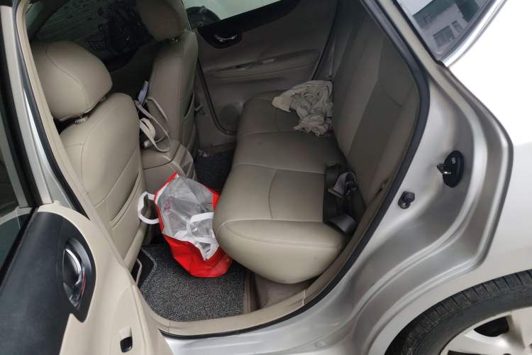 Used Nissan Tiida 2011 1.6L CVT Comfort Model