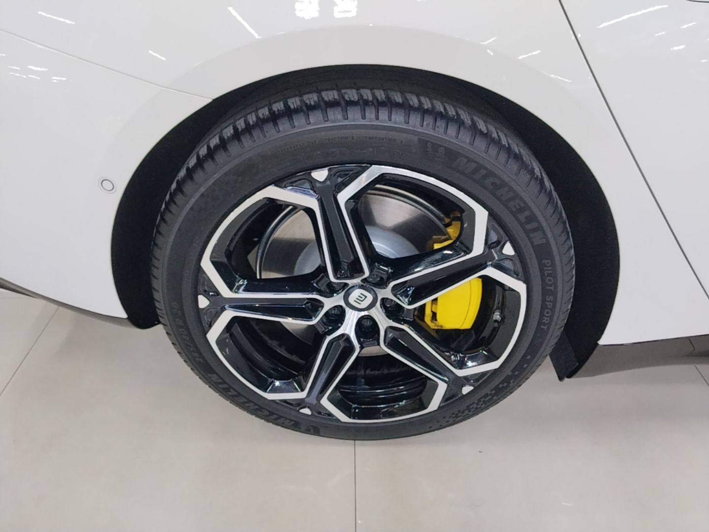 Xiaomi Auto SU7 2026 Model Standard Edition — снимка 11