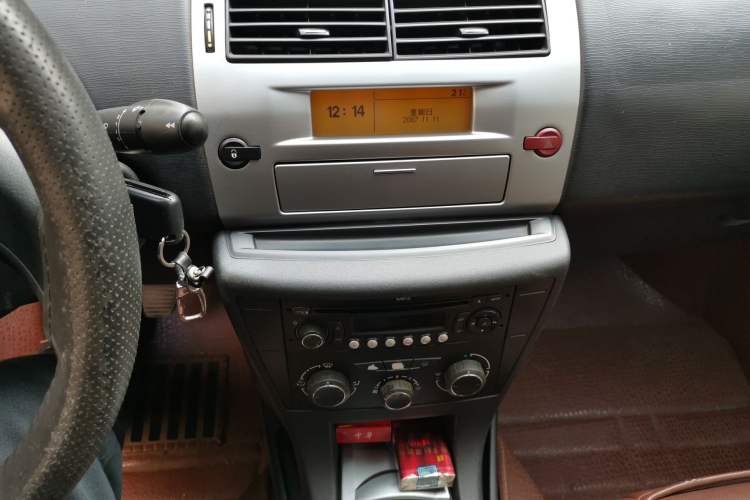 Used Citroen C-Quatre 2011 Sedan 1.6L Manual Fashion Edition Audio And AC Panel