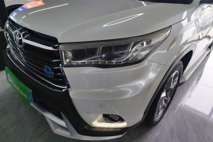 Used Toyota Highlander 2017 2.0T Four-Wheel Drive Luxury Edition 7 Seats