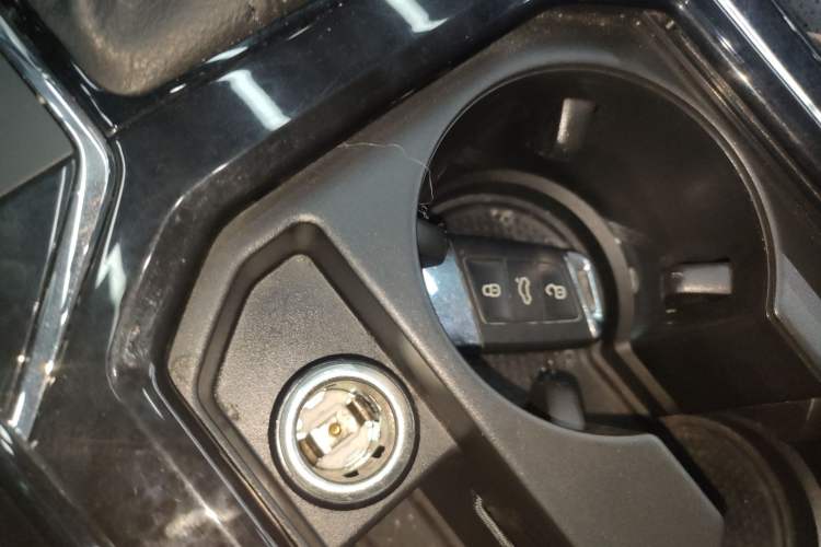 Used Volkswagen Passat 2019 330TSI Luxury Edition China VI Standard