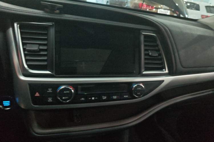 Used Toyota Highlander 2021 2.0T Four-Wheel Drive Luxury Edition 7 Seats
