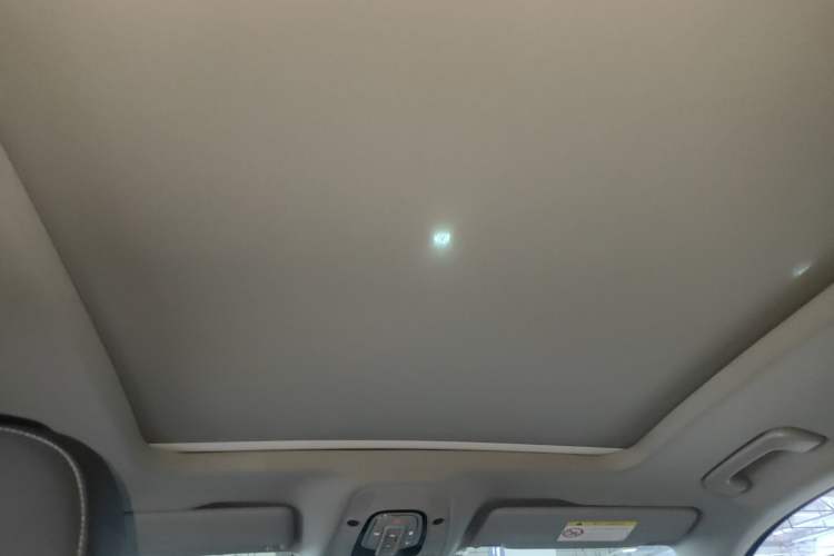 Used Audi Q5L 2022 40T Fashionable and Elegant Model Headliner