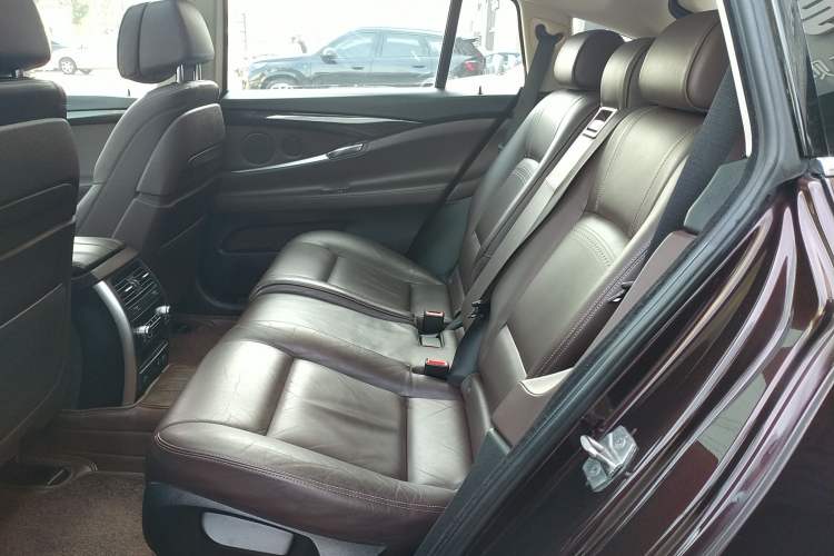 Used BMW 5 Series GT 2015 528i Luxury Edition
