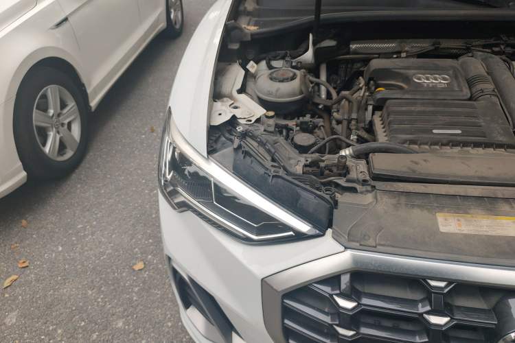 Used Audi Q3 2019 35 TFSI Advanced Dynamic Edition
