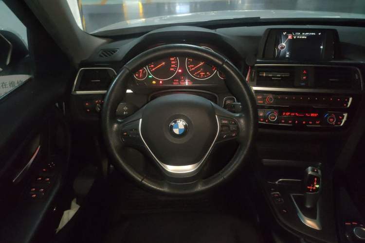 Used BMW 3 Series 2017 320Li Fashion Model