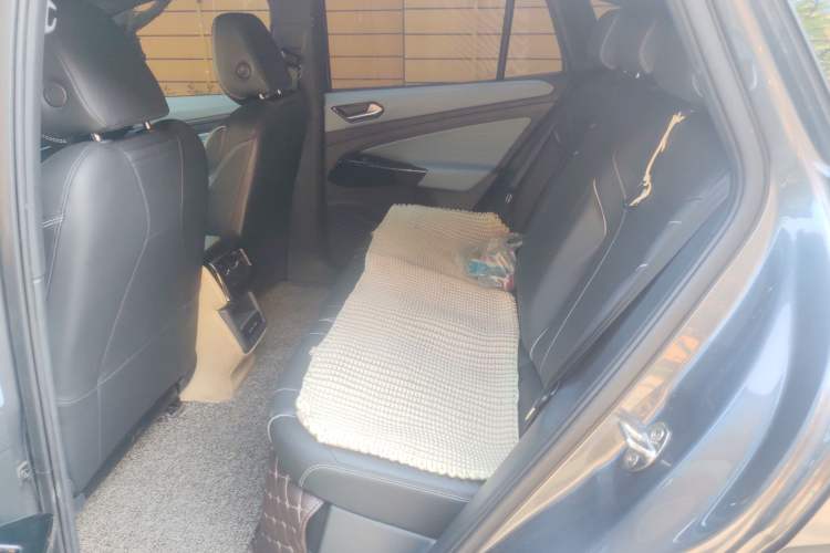 Used Volkswagen ID.4 X 2023 Upgraded Model Pure Long-Range Version Left Rear Seat