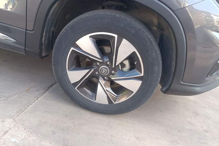 Used CHANGAN CS75 2018 280T Automatic Smart Edition China V-standard Right Front Wheel Hub