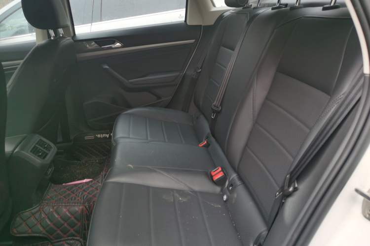 Used Volkswagen Lavida 2019 1.5L Automatic Comfort Edition China VI Standard