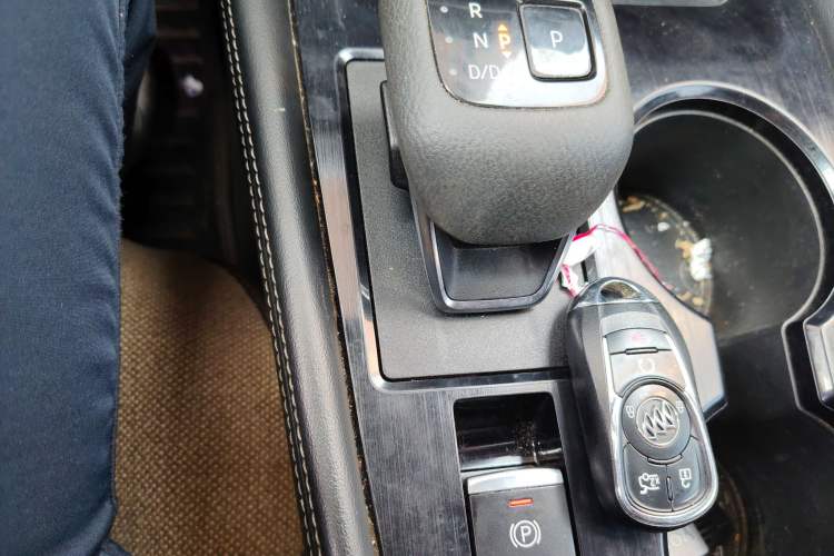 Used Nissan X-Trail 2021 VC-Turbo 300 CVT 4WD Luxury Edition Gear Lever